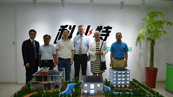 冰岛驻华大使司迪方考察新利app软件(集团)股份有限公司
